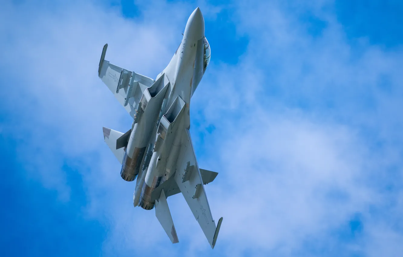 Фото обои sky, minimalism, flying, clouds, simple background, military vehicle, military aircraft