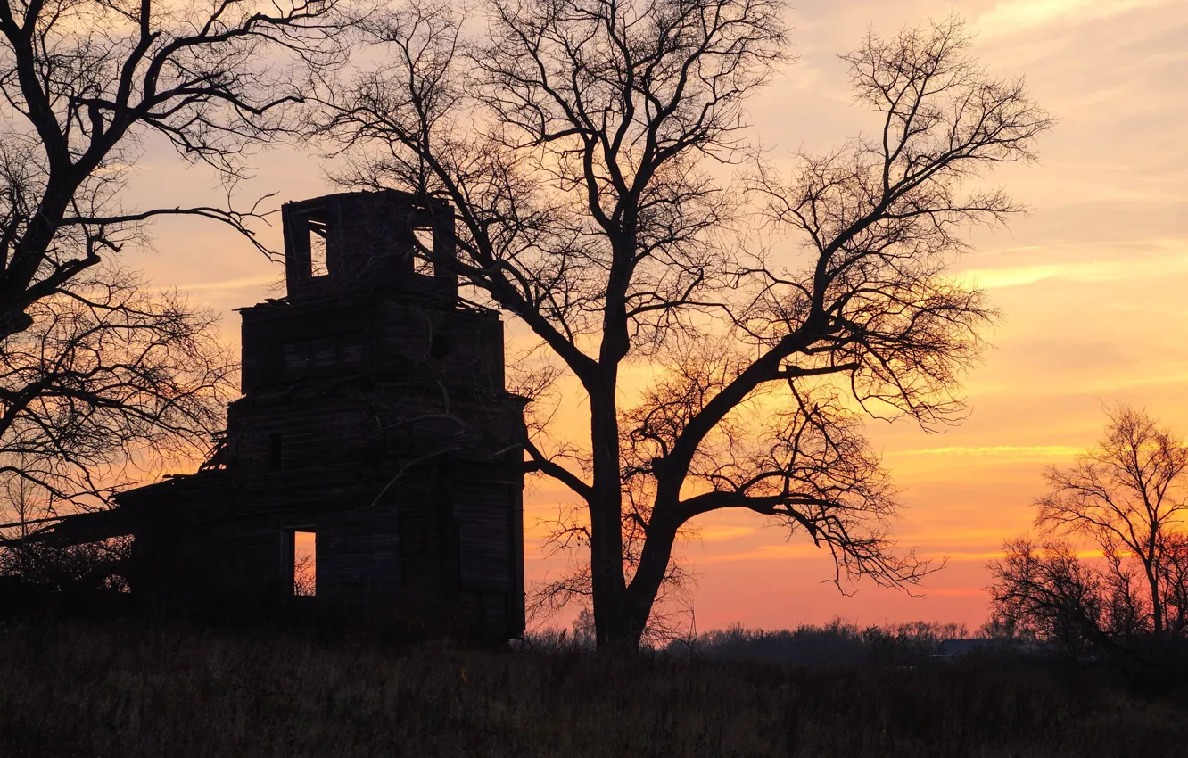 Фото обои закат, деревня, церковь
