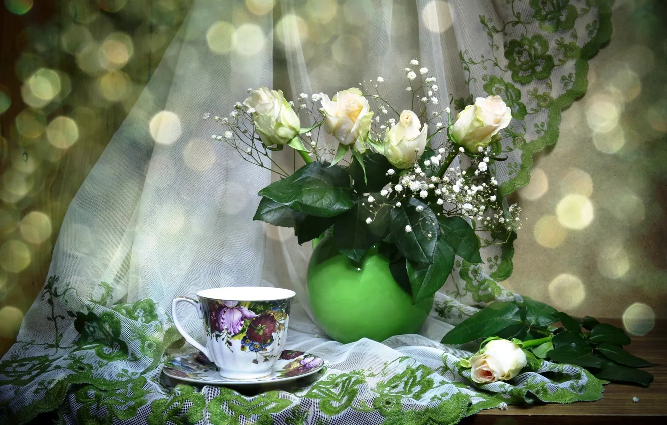 Фото обои цветы, чашка, тюль