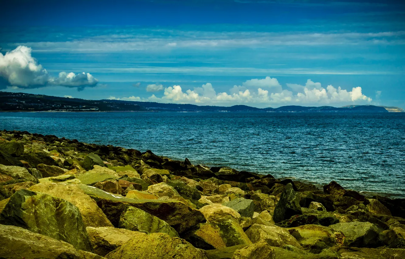 Фото обои море, облака, камни, побережье, Великобритания, Wales, Colwyn Bay