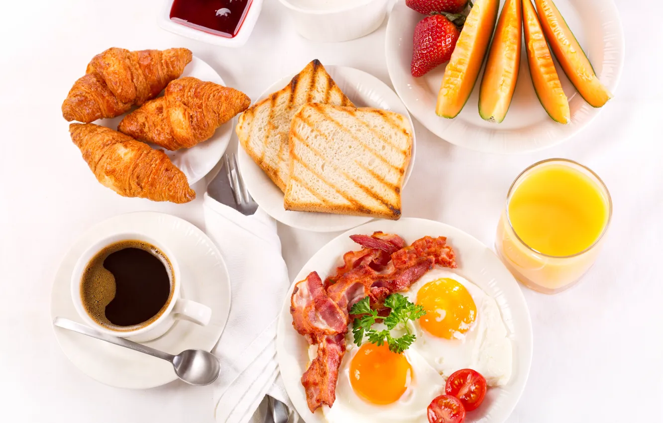 Фото обои кофе, завтрак, сливки, клубника, сок, фрукты, яичница, cup