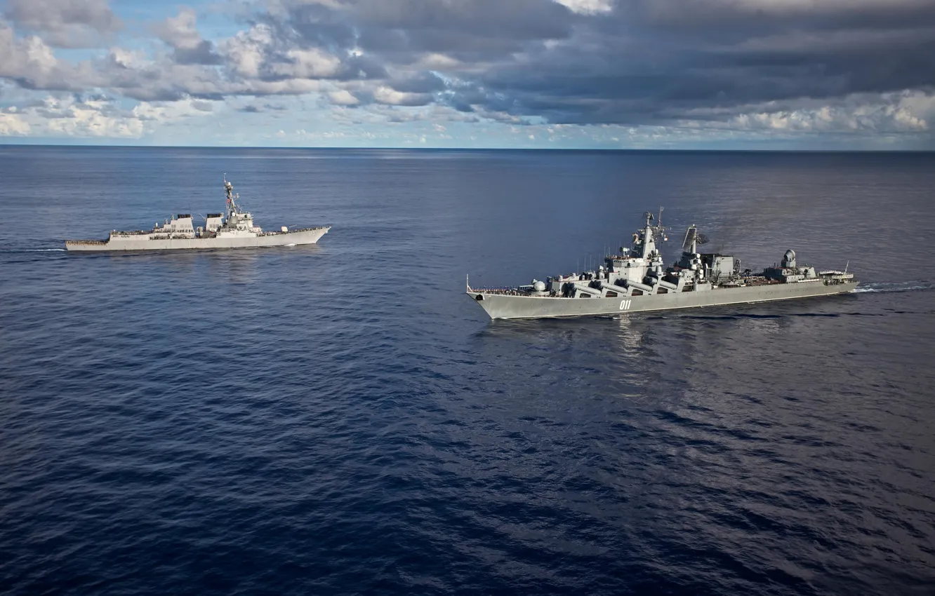 Фото обои флот, крейсер, Встреча, 011 Варяг, USS Fitzgerald, Эскадренный миноносец УРО, Ракетний