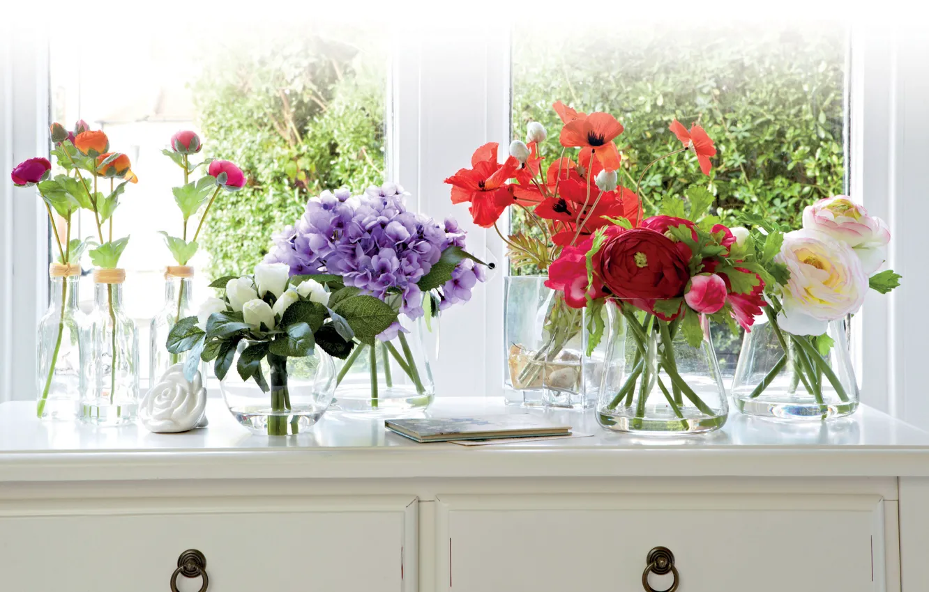 Фото обои цветы, розы, интерьер, окно, бутоны, пионы, вазы, букеты
