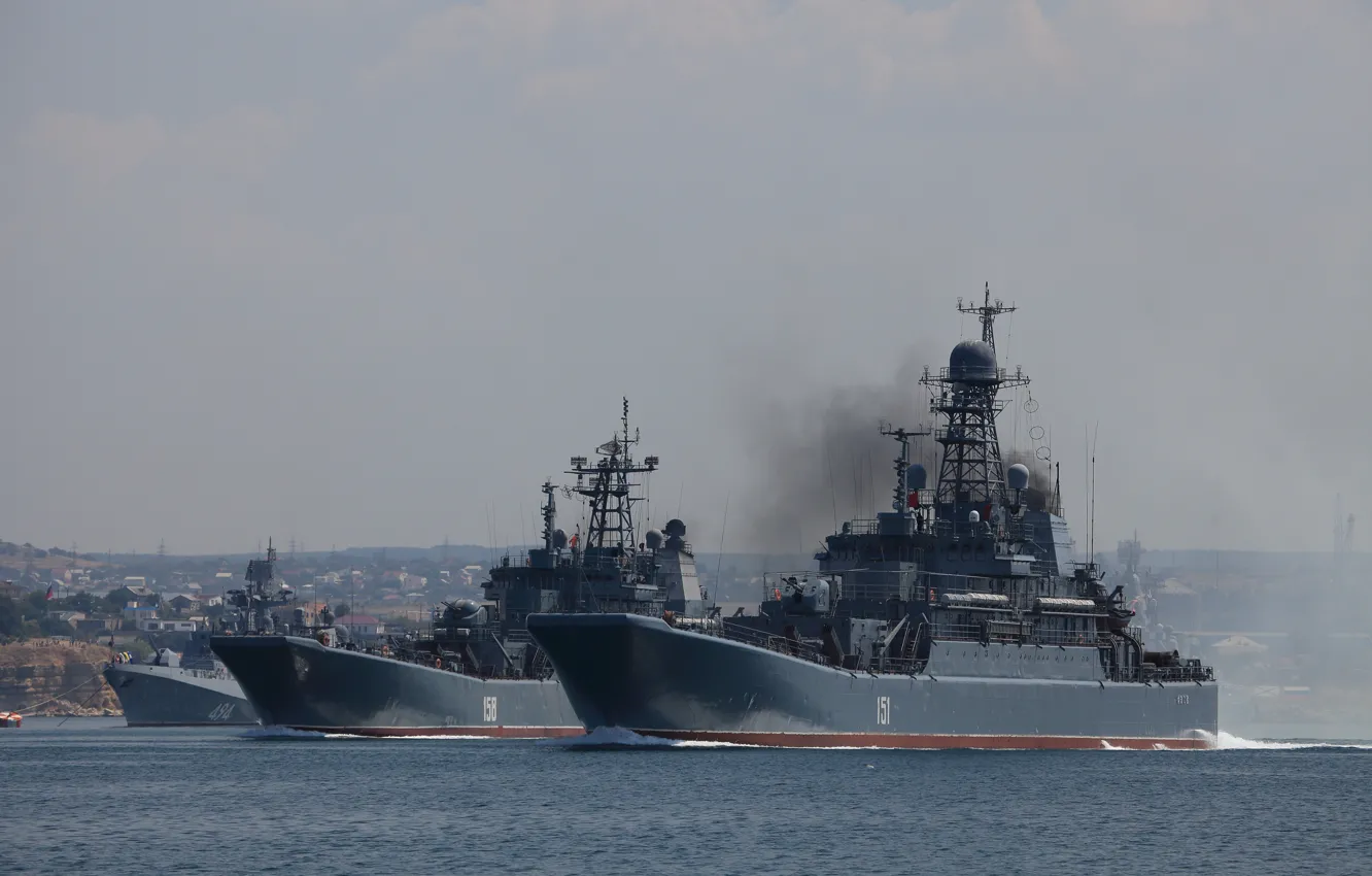 Фото обои севастополь, день вмф, десантные корабли