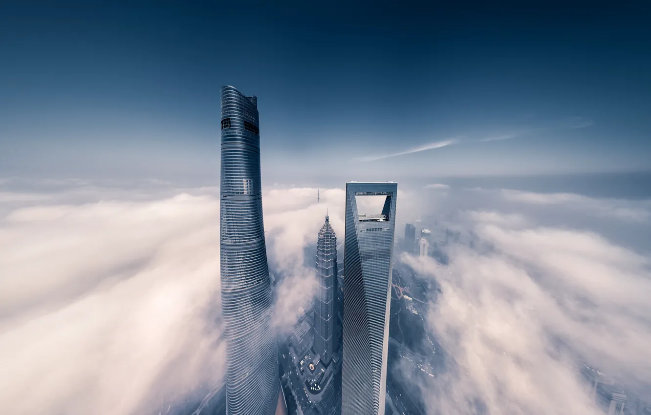 Фото обои небо, облака, город, туман, Китай, Шанхай