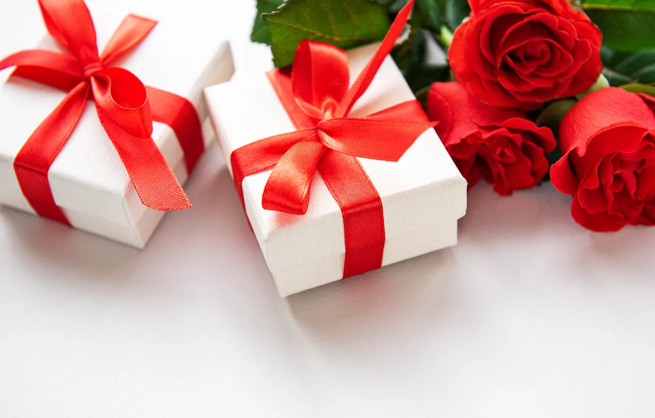 Фото обои розы, букет, лента, подарки, День Валентина