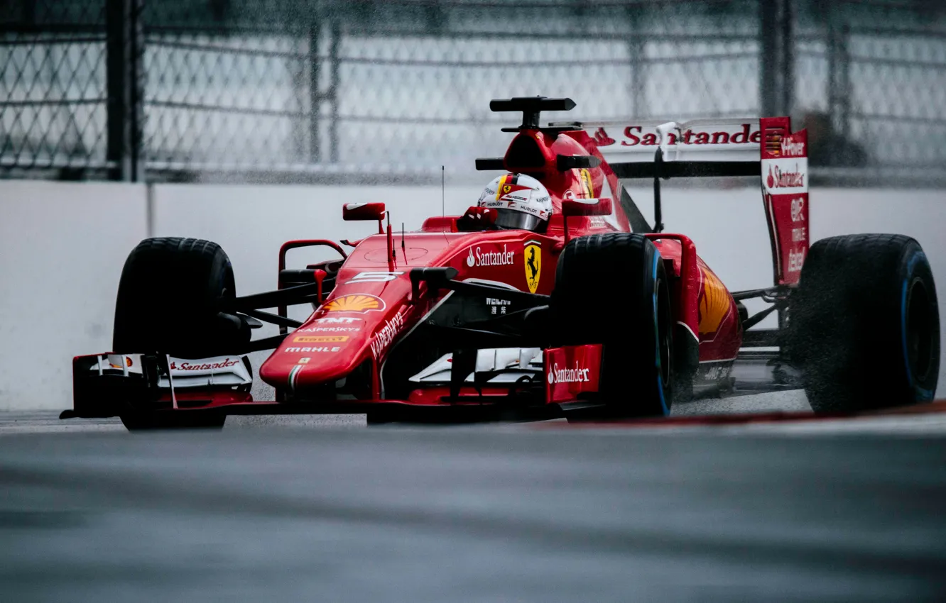 Фото обои Ferrari, болид, Formula 1, Sebastian Vettel, 2015, SF15-T