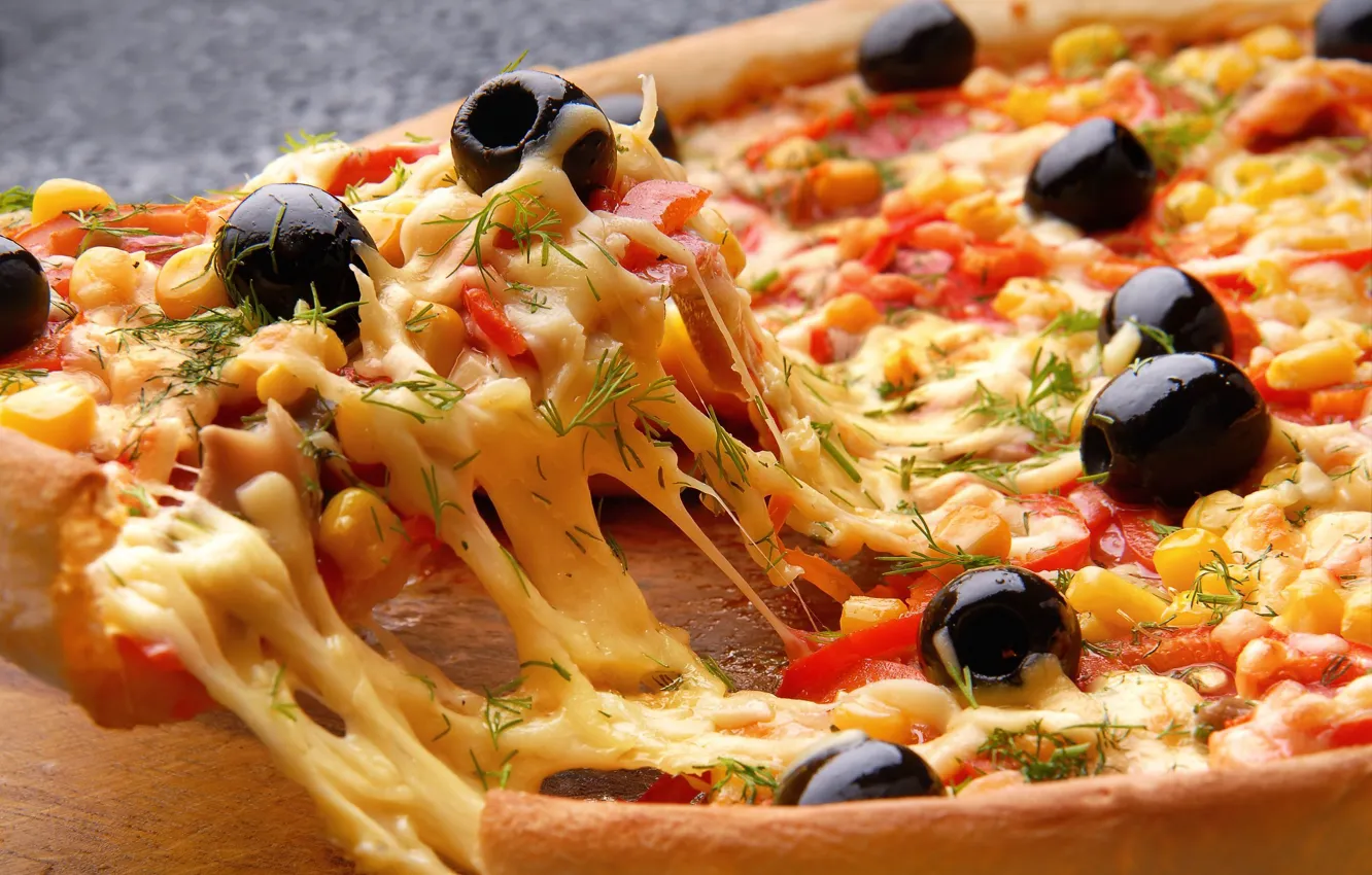 Фото обои кукуруза, сыр, пицца, оливки, паприка