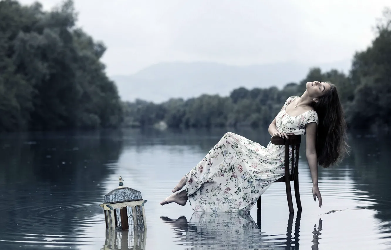 Фото обои девушка, озеро, стул