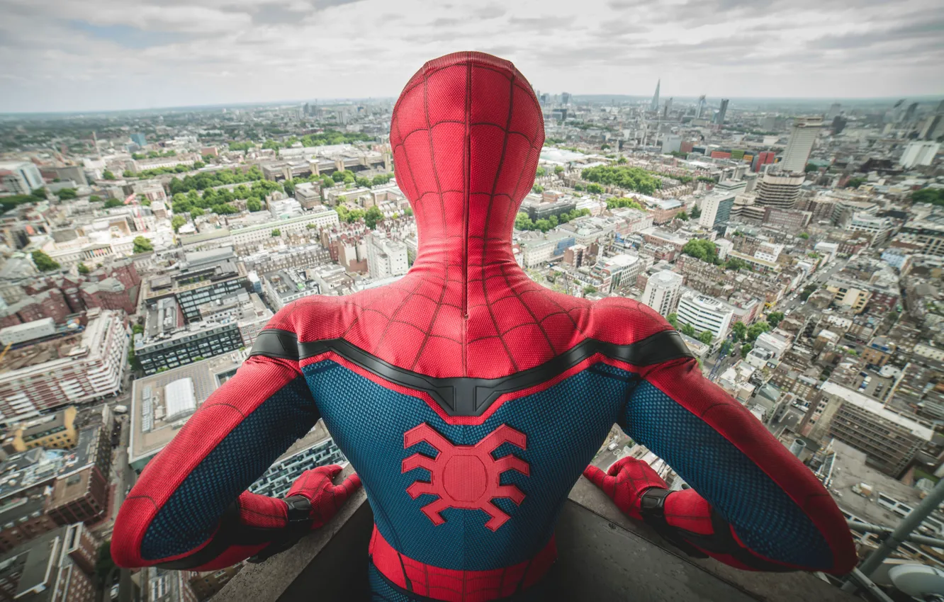 Фото обои city, cinema, spider, boy, Marvel, movie, Spider-man, hero