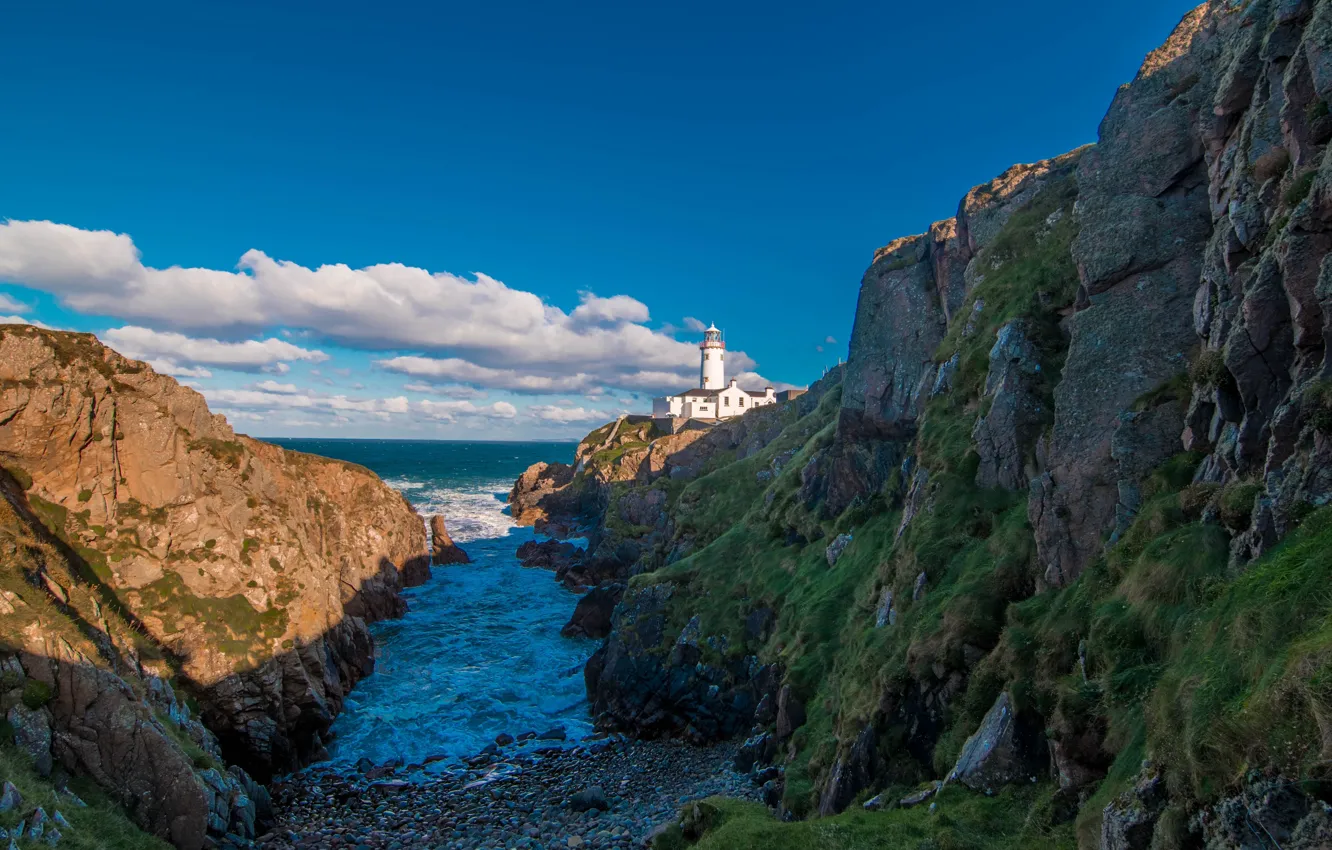 Фото обои море, облака, пейзаж, скалы, маяк, Ирландия, Donegal, Fanad Head Lighthouse