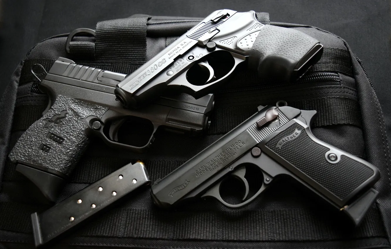 Фото обои оружие, пистолеты, Springfield 9 mm, Walther PPKS 22, Bersa 380