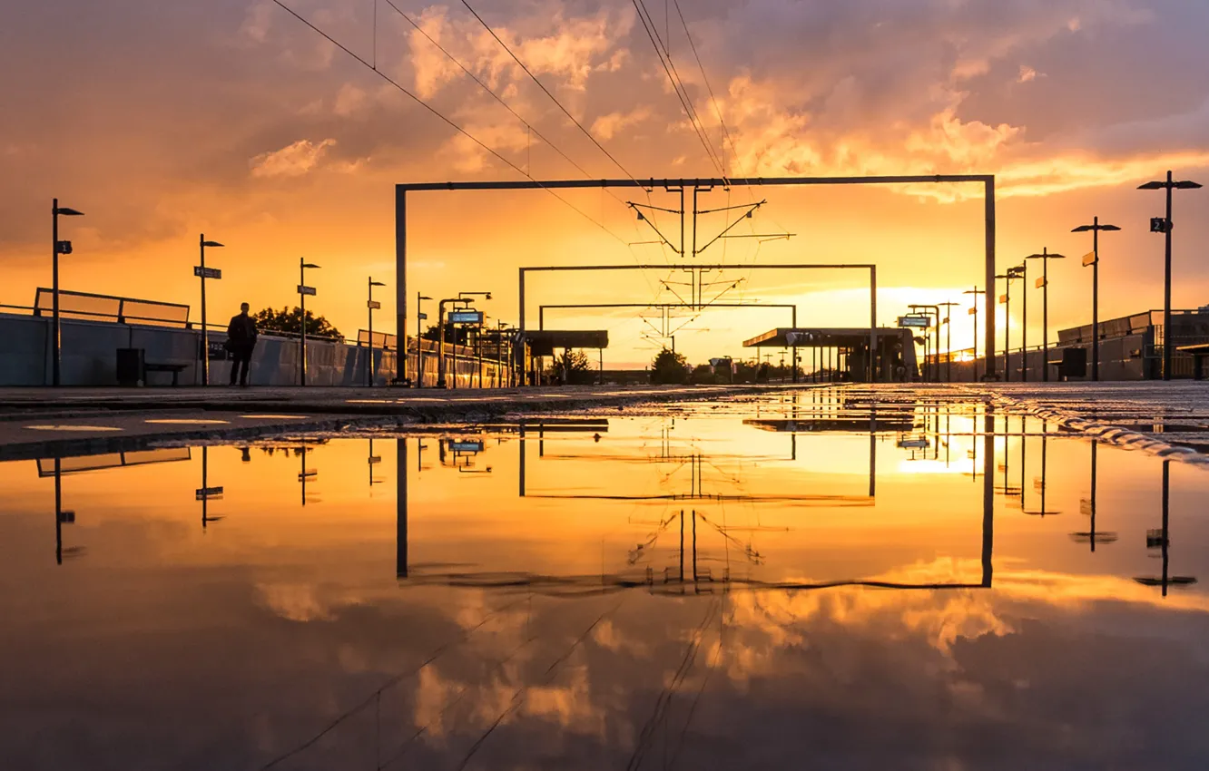 Фото обои twilight, sunset, station, man, dusk, reflection, pond, Denmark