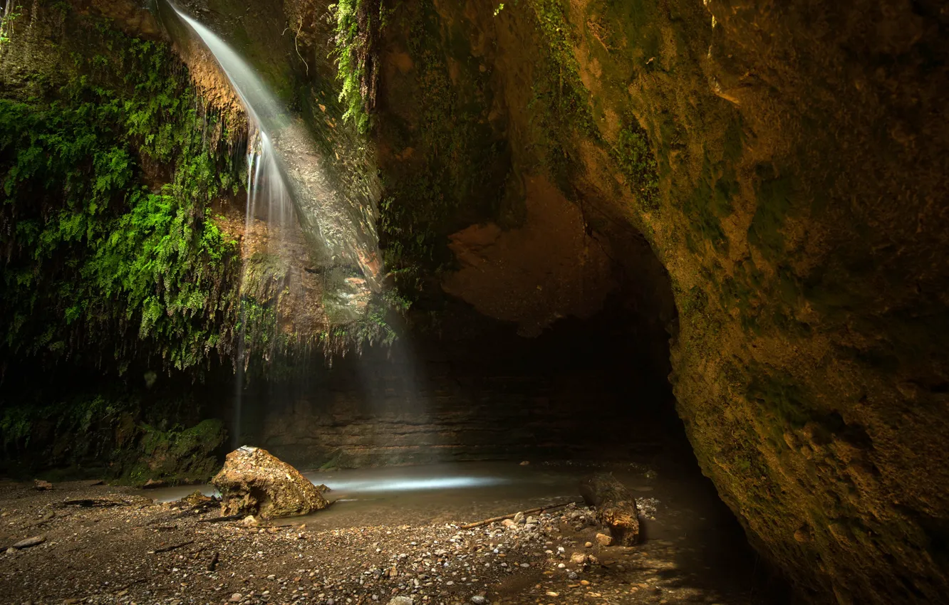 Фото обои камни, скалы, водопад, мох, пещера, Испания, Salt Del Cargol