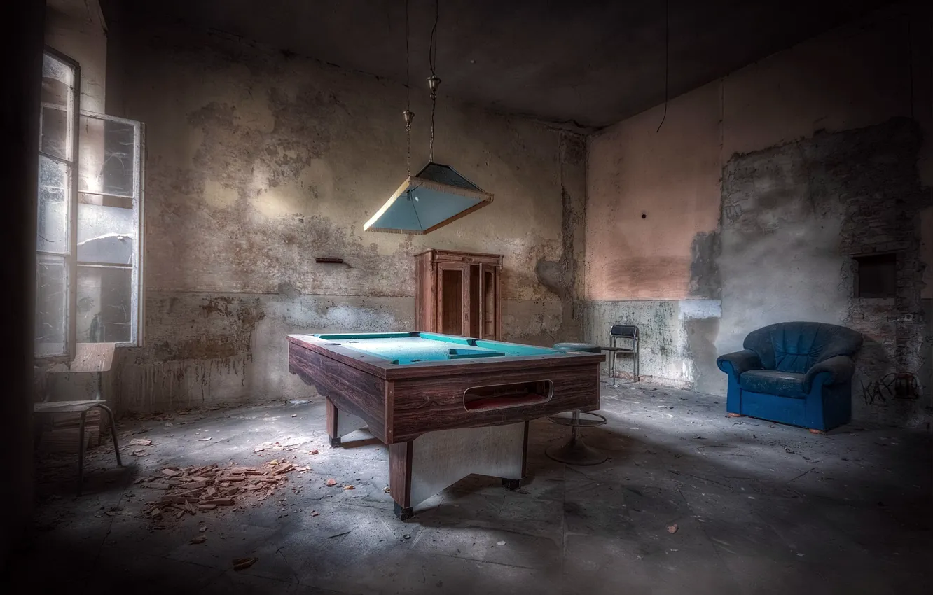 Фото обои стол, комната, бильярд, окно
