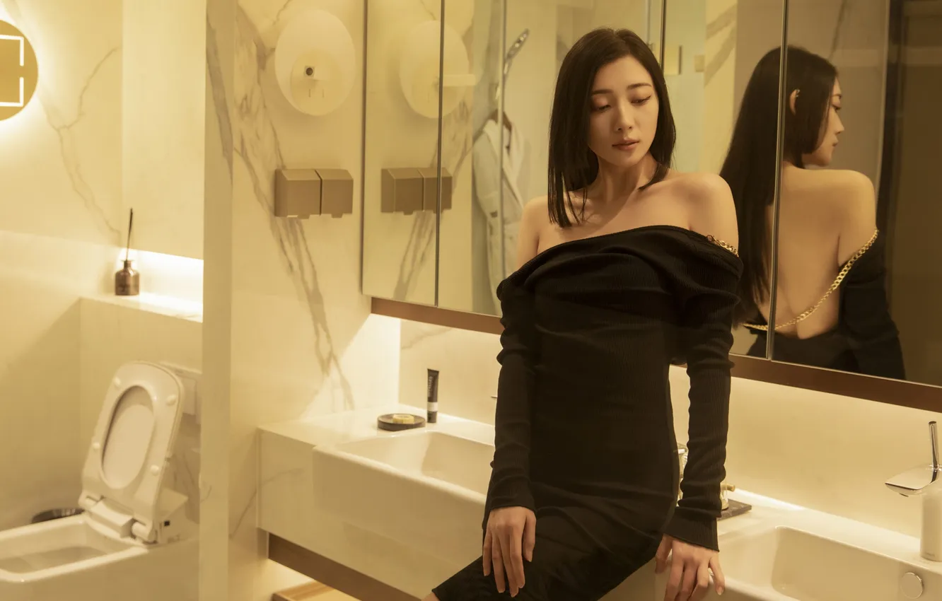 Фото обои Beautiful, Asian, Model, Woman, Mirror, Reflection, Pretty, Indoor