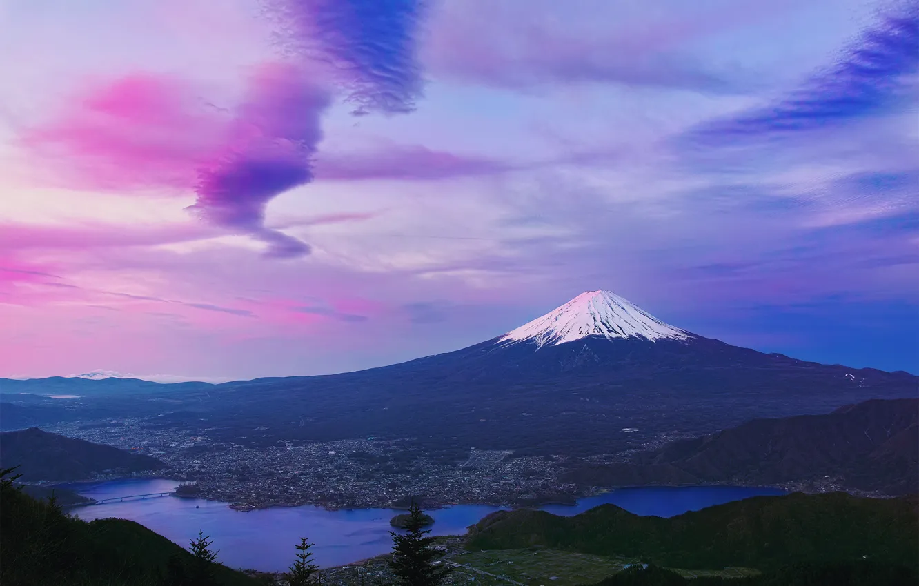 Фото обои гора, весна, утро, Япония, Апрель, Фудзияма, стратовулкан, 富士山