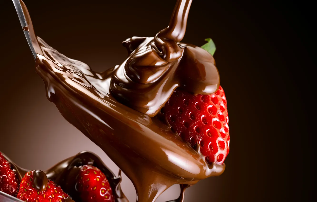 Фото обои сладость, клубника, ложка, десерт, sweet, strawberry, dessert, клубника в шоколаде