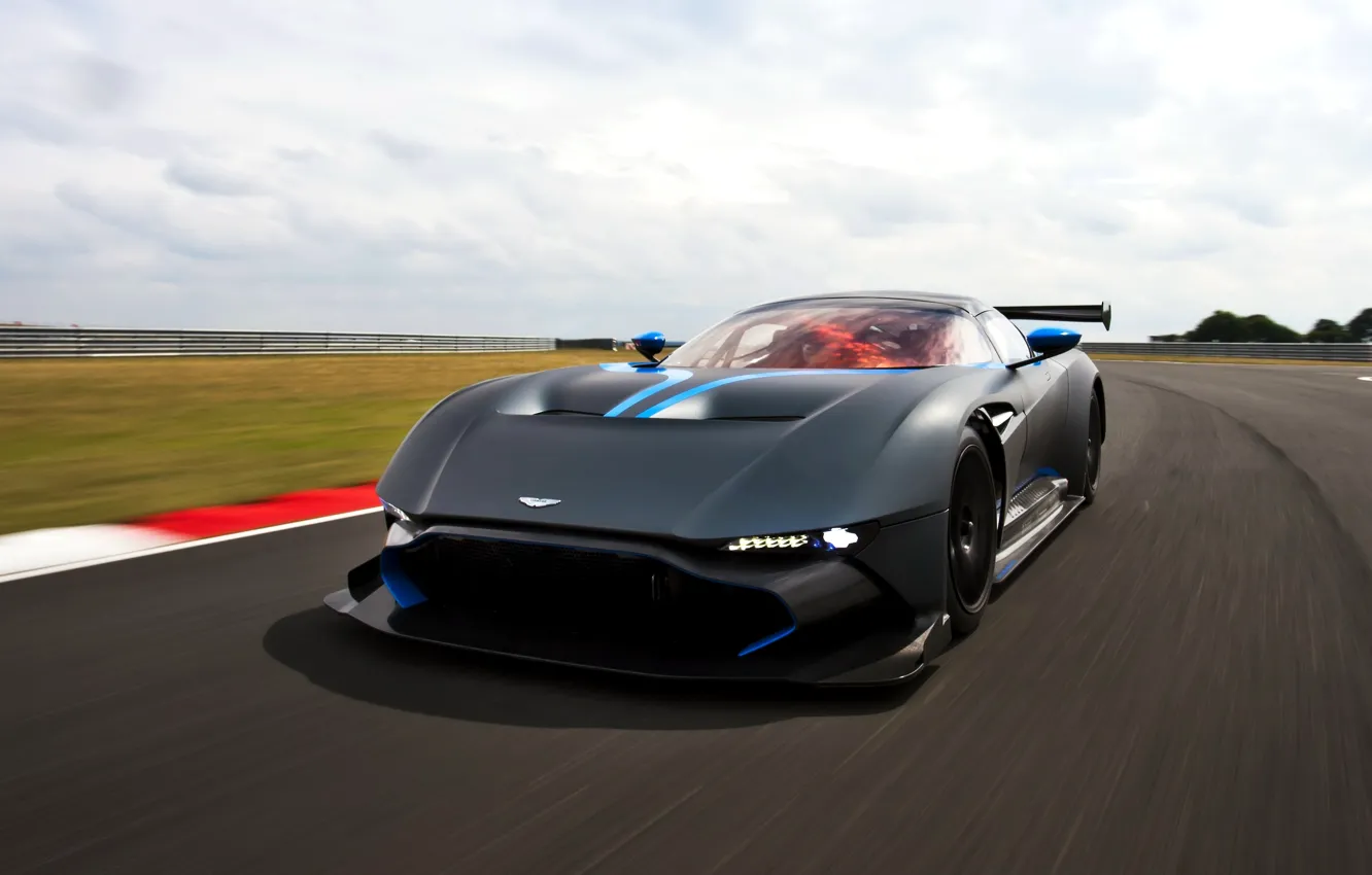 Фото обои Aston Martin, вулкан, астон мартин, 2015, Vulcan