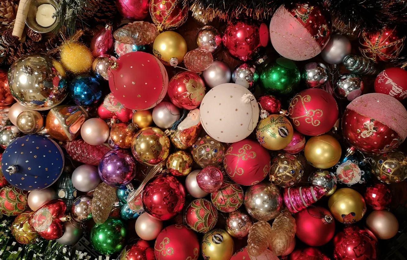 Фото обои зима, шарики, праздник, шары, игрушки, Рождество, красные, Новый год