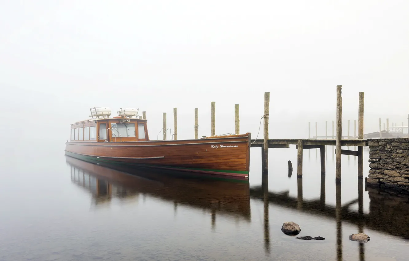 Фото обои туман, корабль, пирс