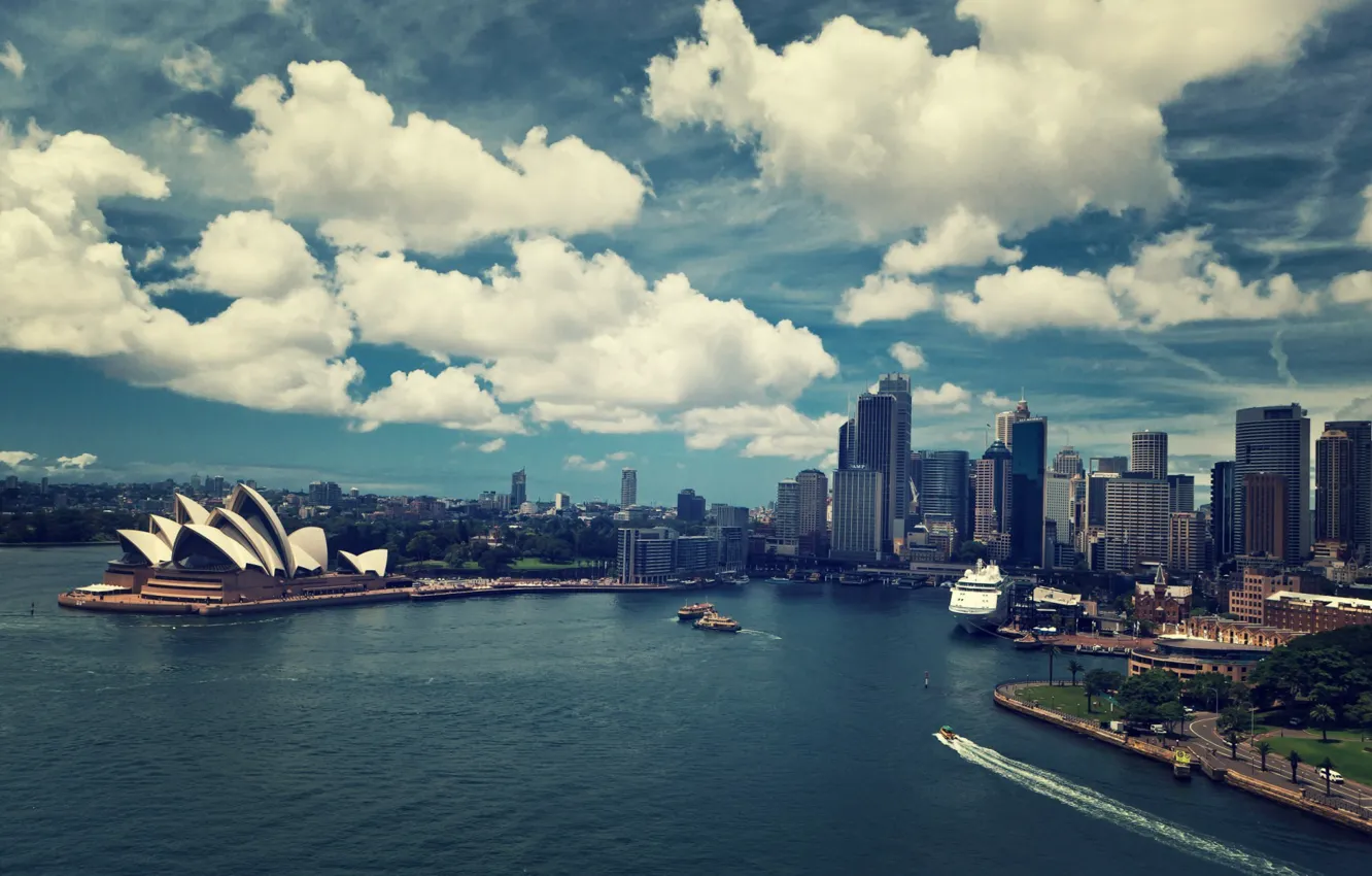 Фото обои небо, облака, город, океан, здания, утро, Сидней