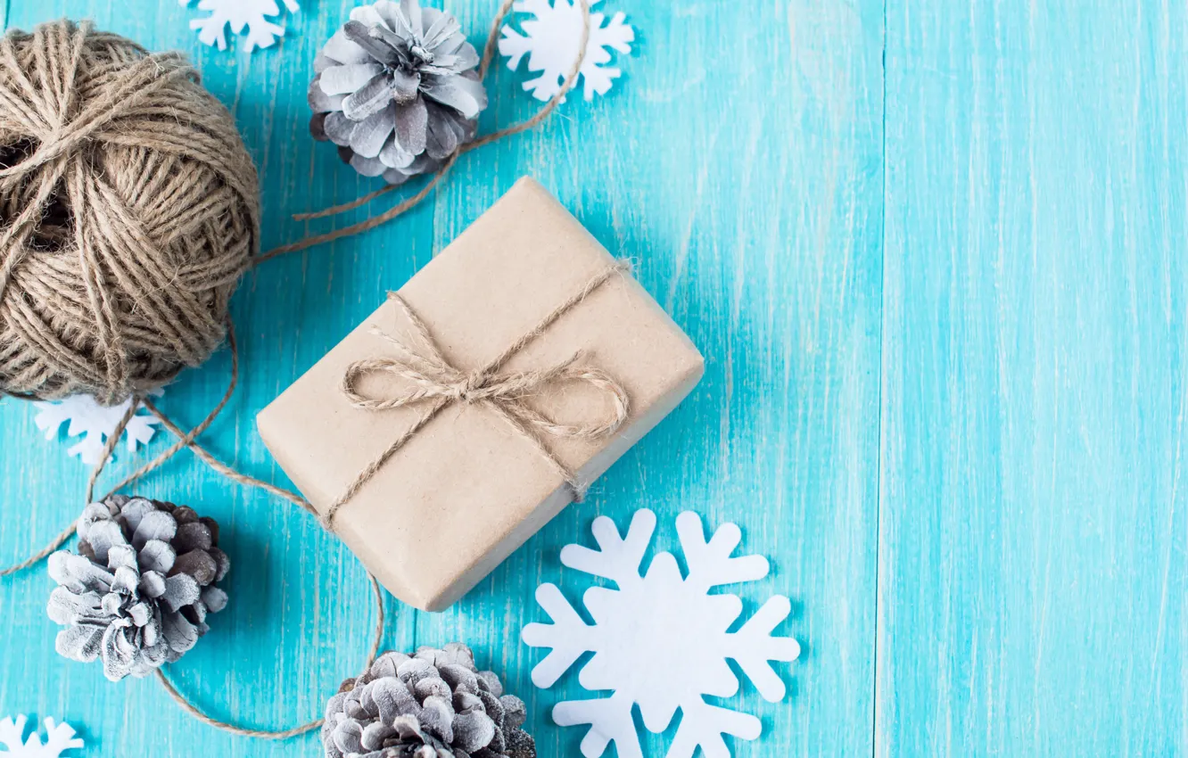 Фото обои украшения, снежинки, Новый Год, Рождество, подарки, happy, Christmas, шишки