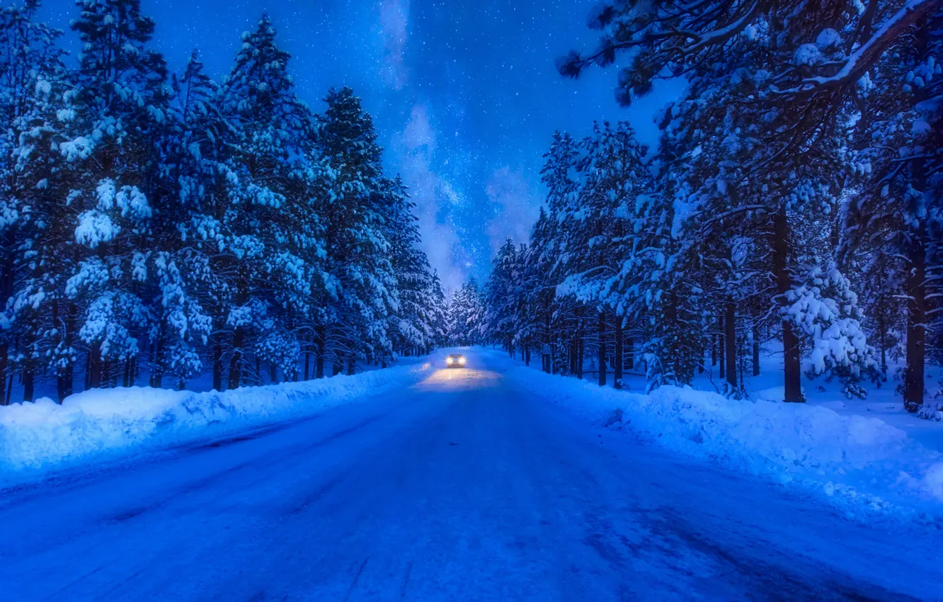 Фото обои зима, дорога, машина, авто, лес, снег, деревья, Канада