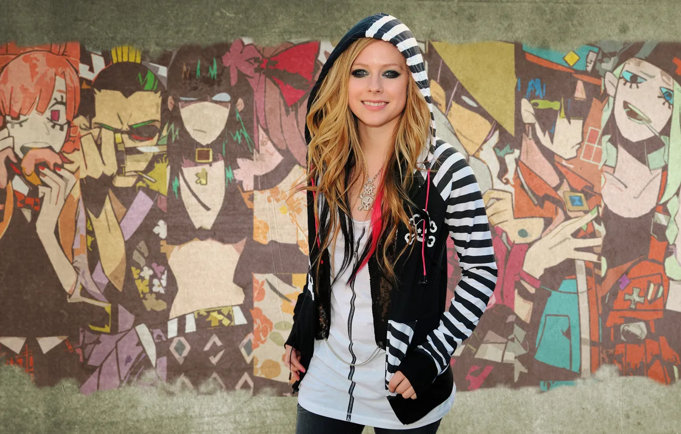 Фото обои улыбка, Lavigne, в капюшоне