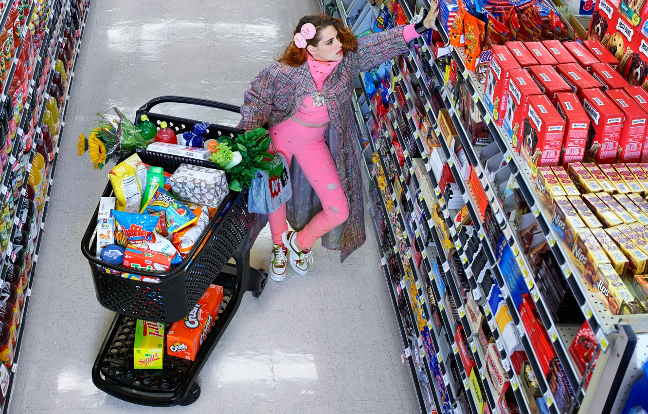 Фото обои Kristen Stewart, покупки, Elle, супермаркет