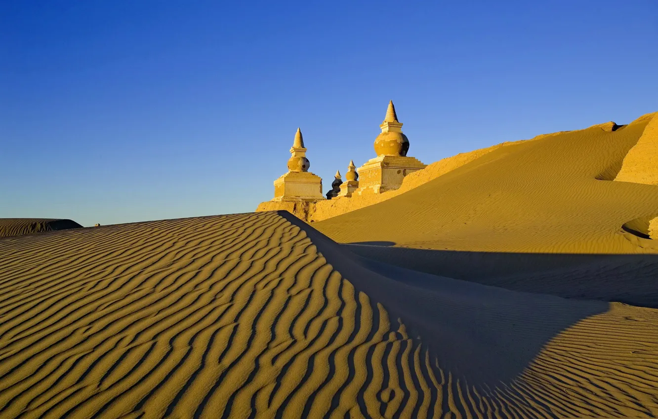 Фото обои песок, небо, замок, пустыня