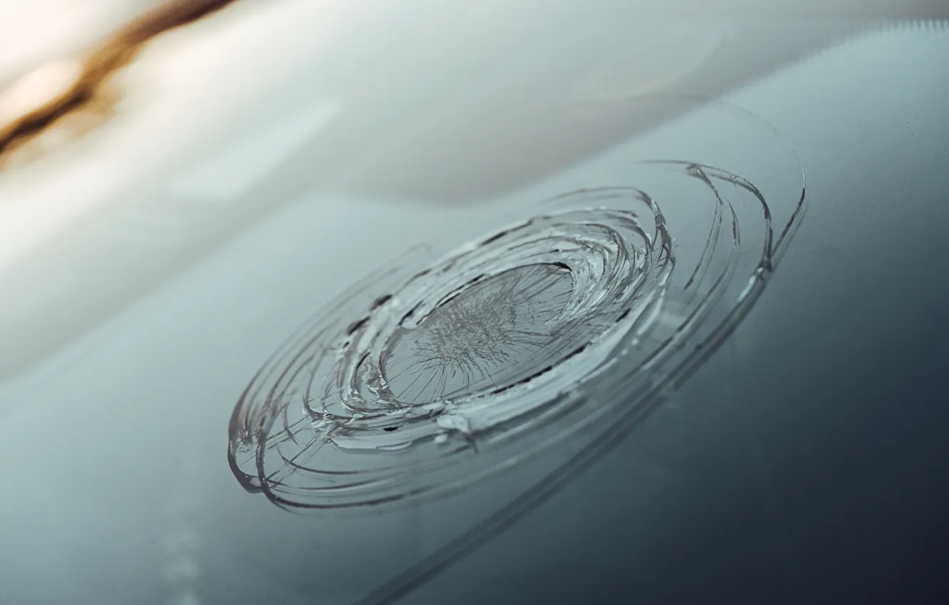 Фото обои broken, hit, insurance, windshield