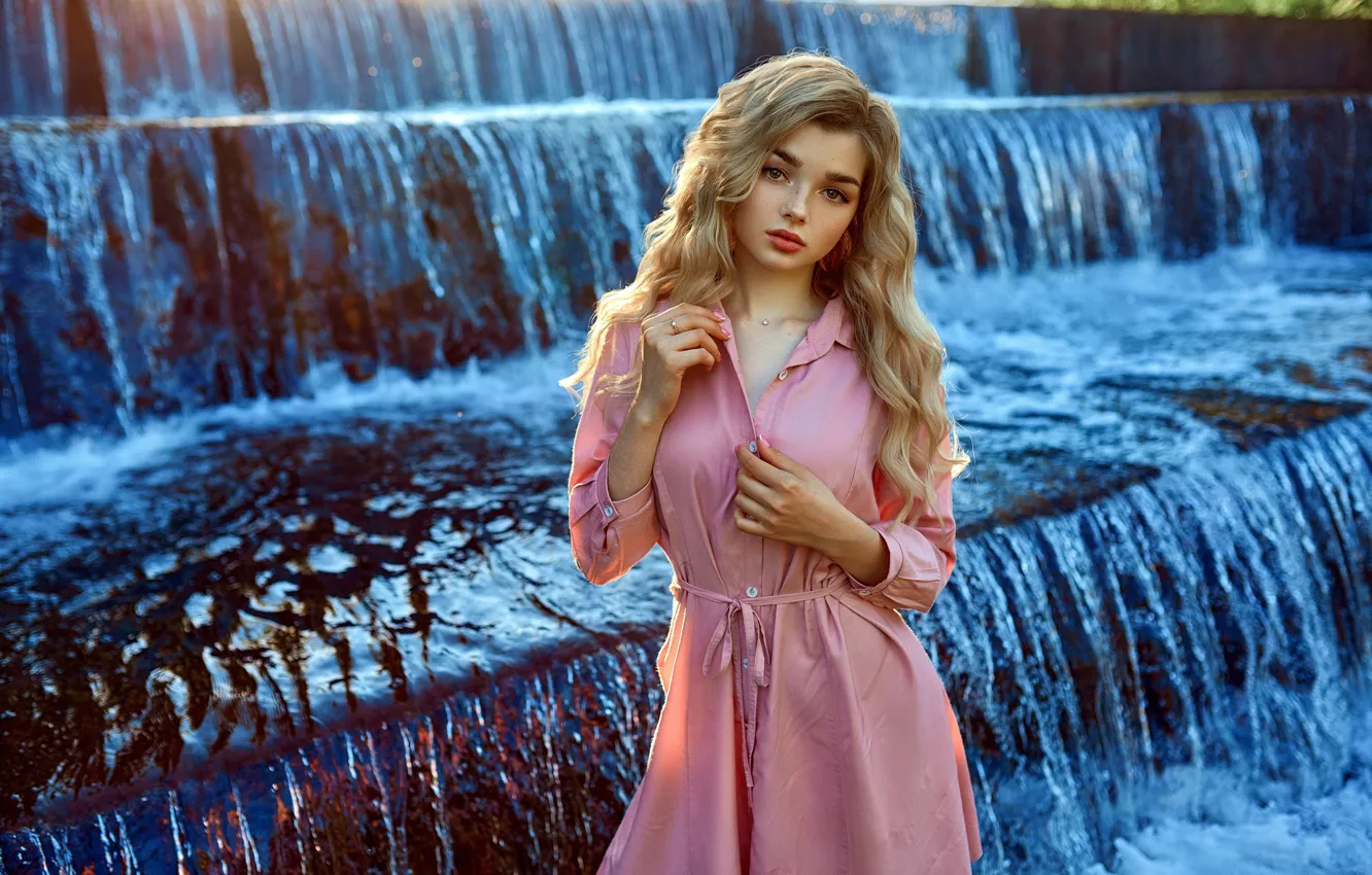 Фото обои взгляд, девушка, поза, водопад, блондинка, каскад, длинные волосы, Andrey Metelkov