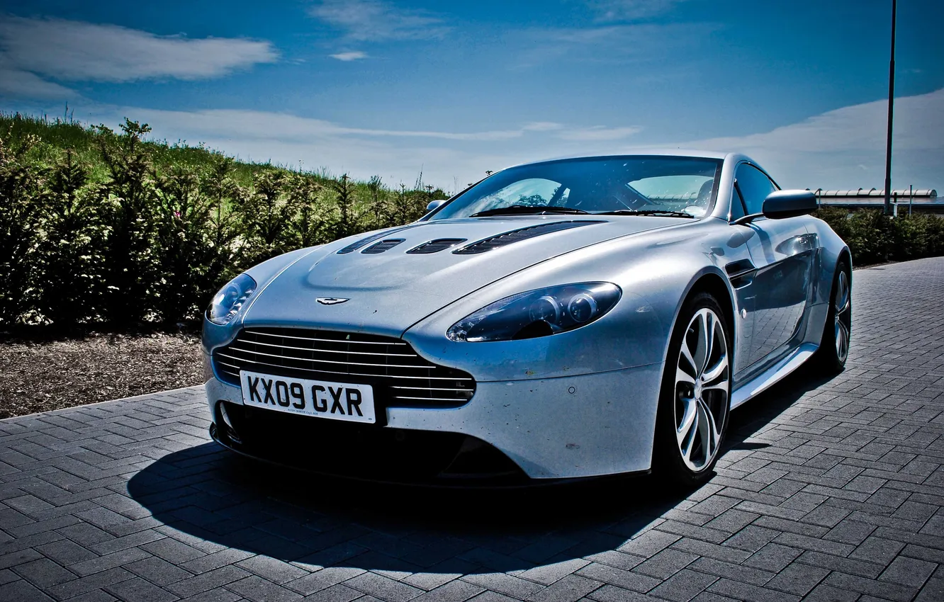 Фото обои обои, Aston Martin, Vantage, cars, auto, wallpapers, V12, сars wall