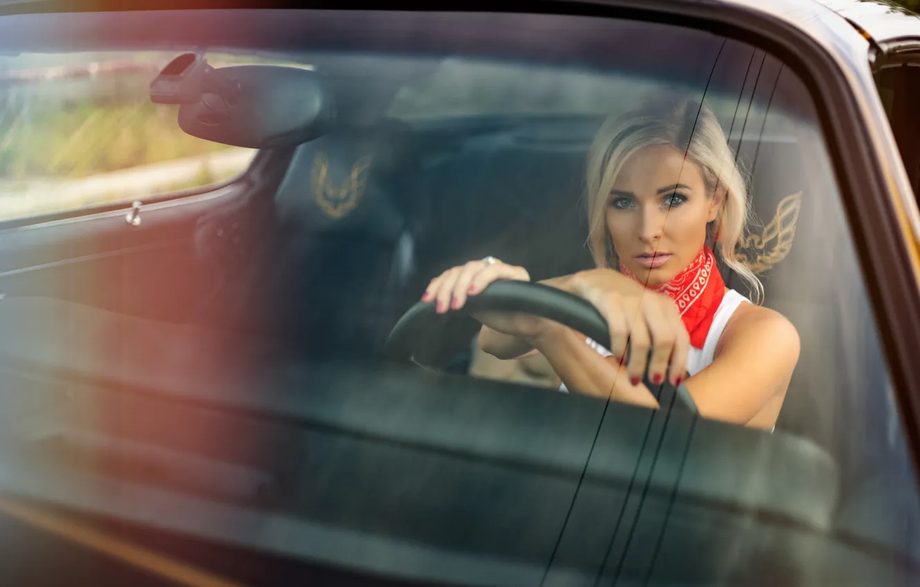 Фото обои машина, авто, стекло, девушка, за рулём, Christopher Rankin