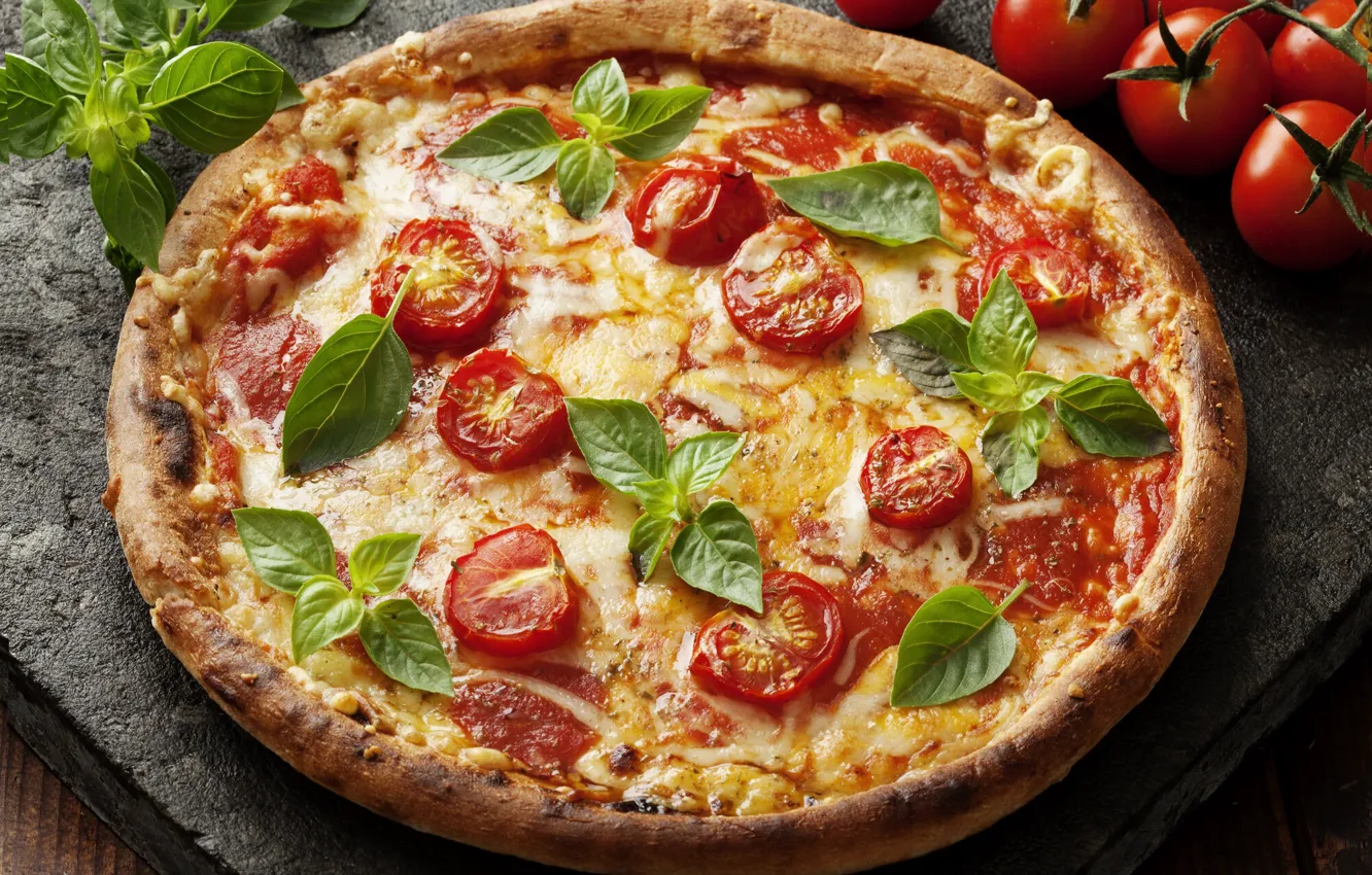 Фото обои сыр, пицца, помидоры, базилик