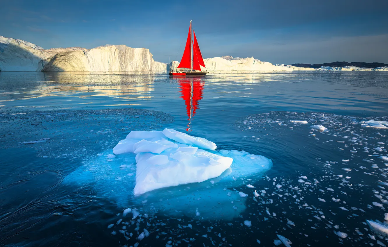 Фото обои зима, море, свет, отражение, синева, корабль, парусник, лёд