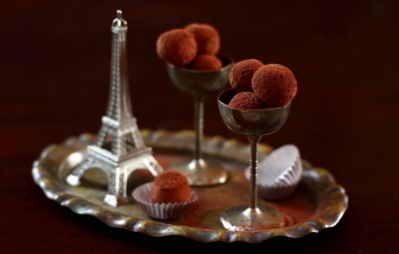 Фото обои Франция, конфеты, чашки, Эйфелева башня, натюрморт, France, chocolate, still life