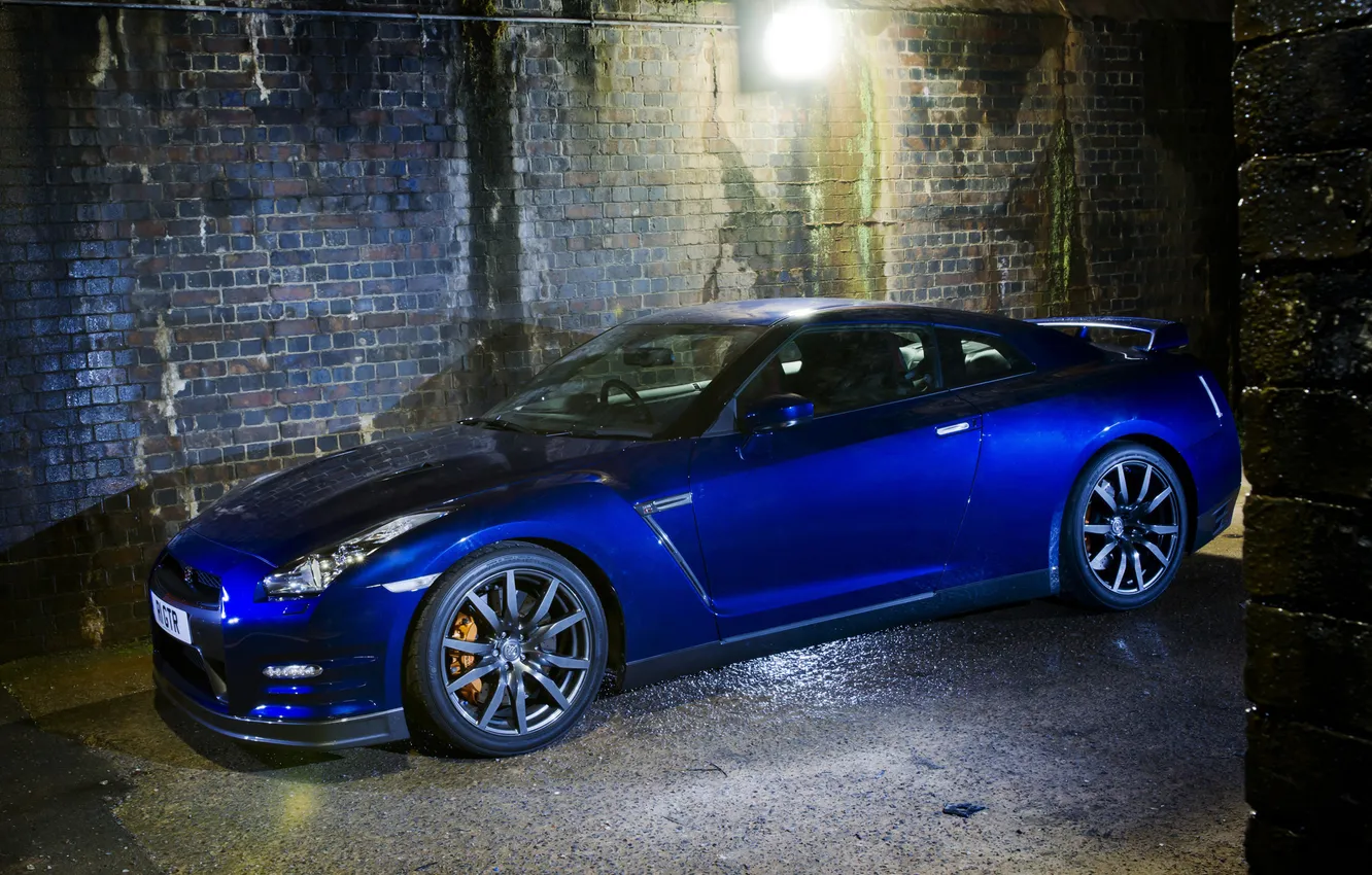 Фото обои синий, GTR, фонарь, Nissan, ниссан, blue, Skyline, подземка
