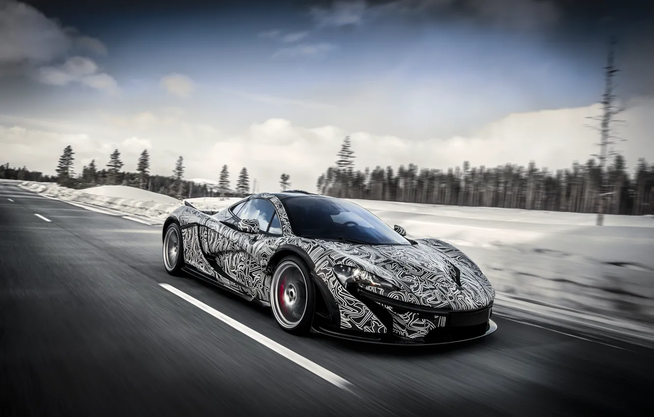 Фото обои дорога, небо, снег, скорость, гиперкар, Mclaren P1