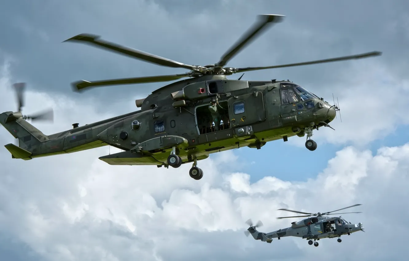 Фото обои небо, пара, вертолёты, Merlin, AgustaWestland AW101