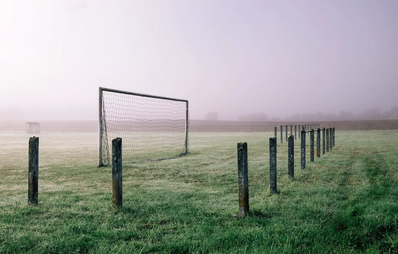 Фото обои туман, футбол, ворота