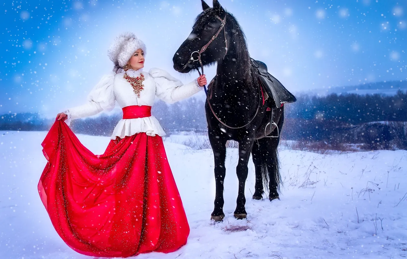 Фото обои зима, девушка, шапка, лошадь, наряд, меха