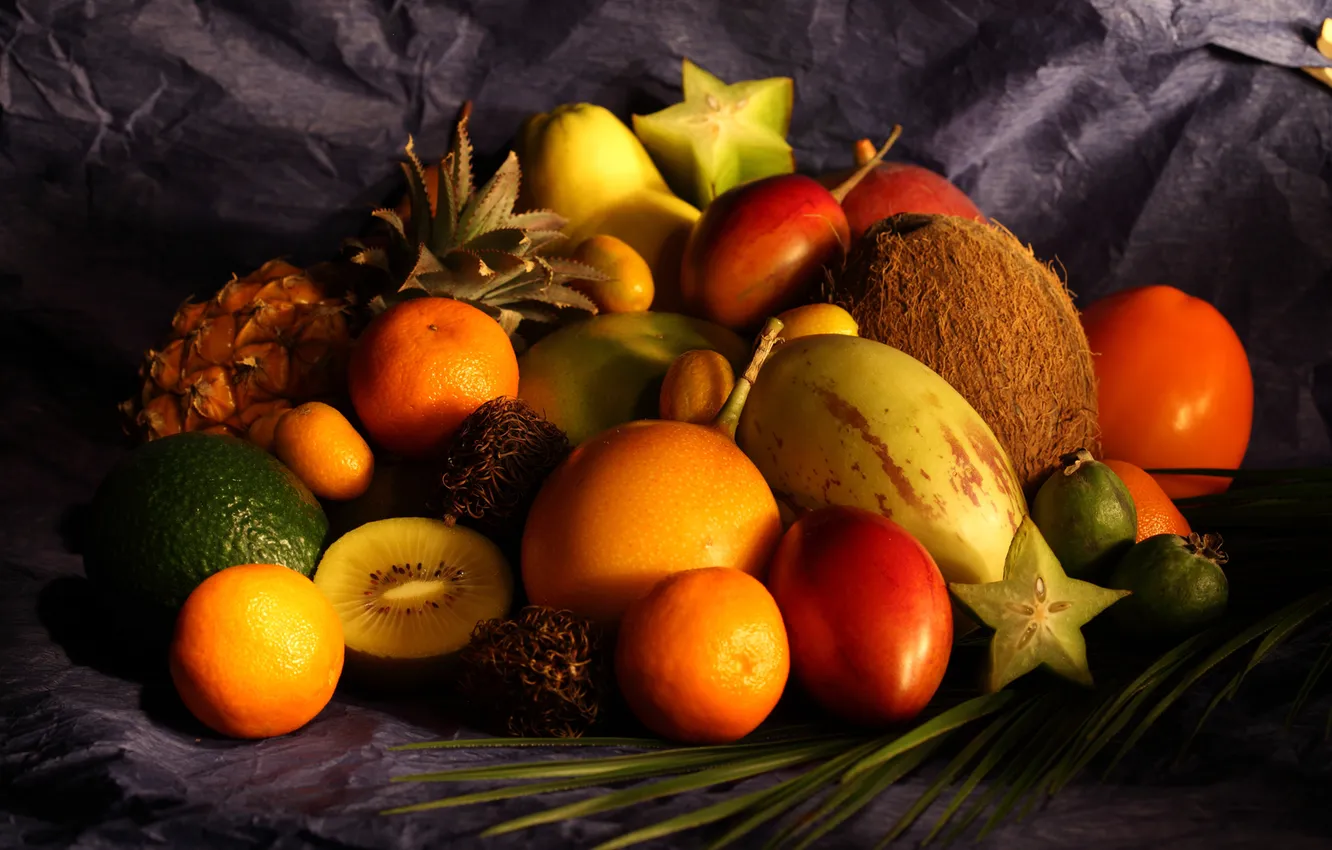 Фото обои стол, кокос, ткань, лайм, груша, фрукты, манго, ананас
