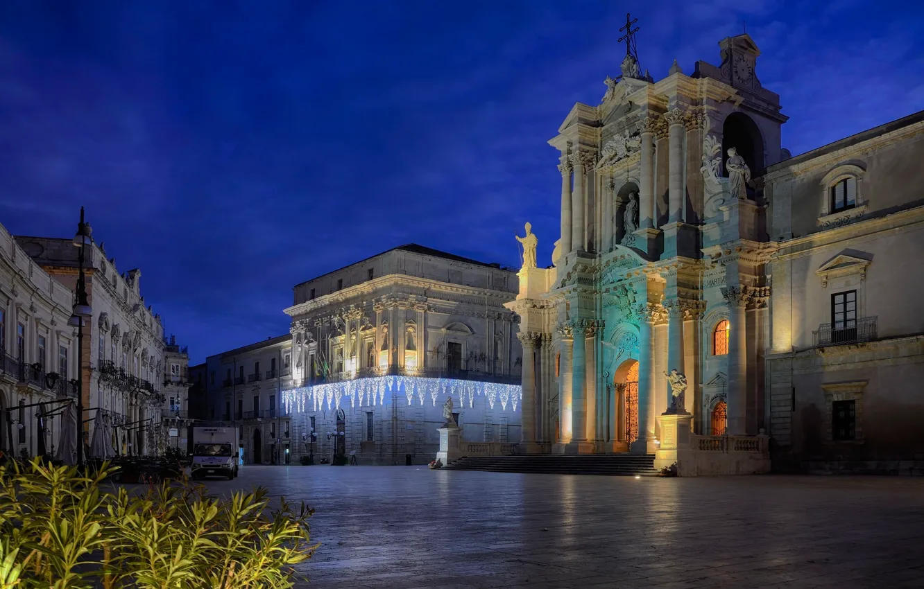 Фото обои ночь, огни, площадь, Италия, собор, Сицилия, Сиракуза