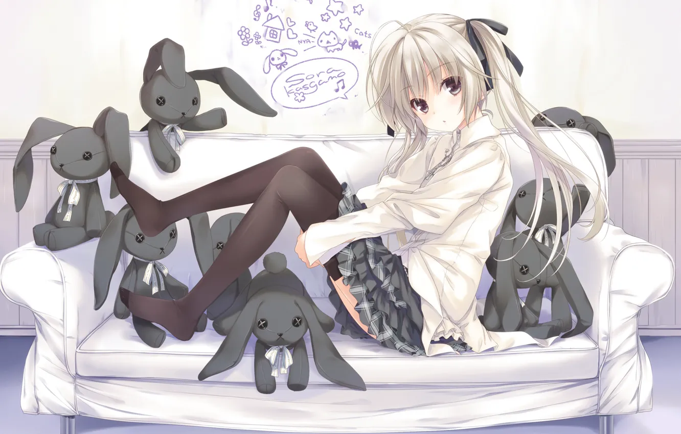 Фото обои надписи, диван, игрушки, кролик, арт, девочка, kasugano sora, yosuga no sora
