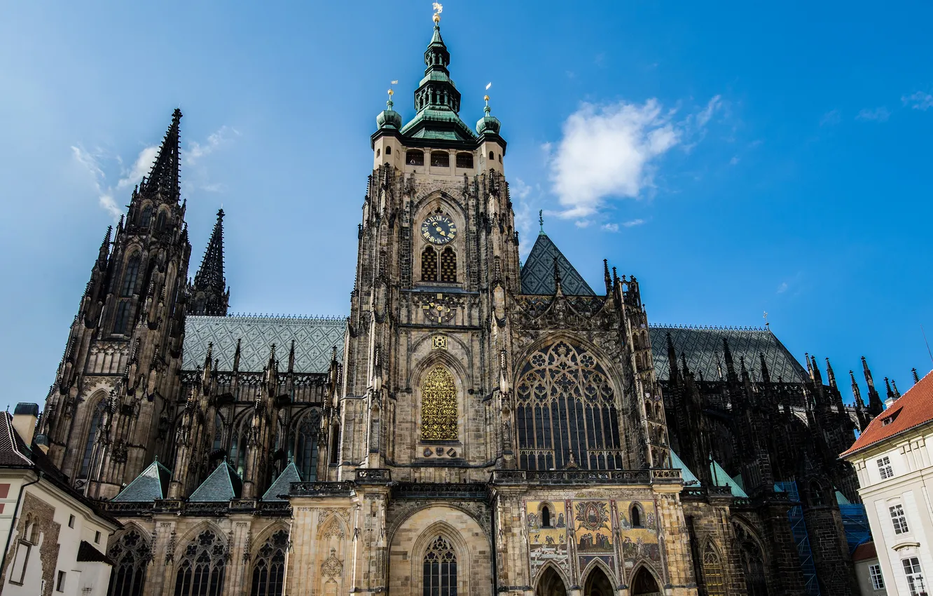 Фото обои небо, готика, башня, Прага, Чехия, собор Святого Вита