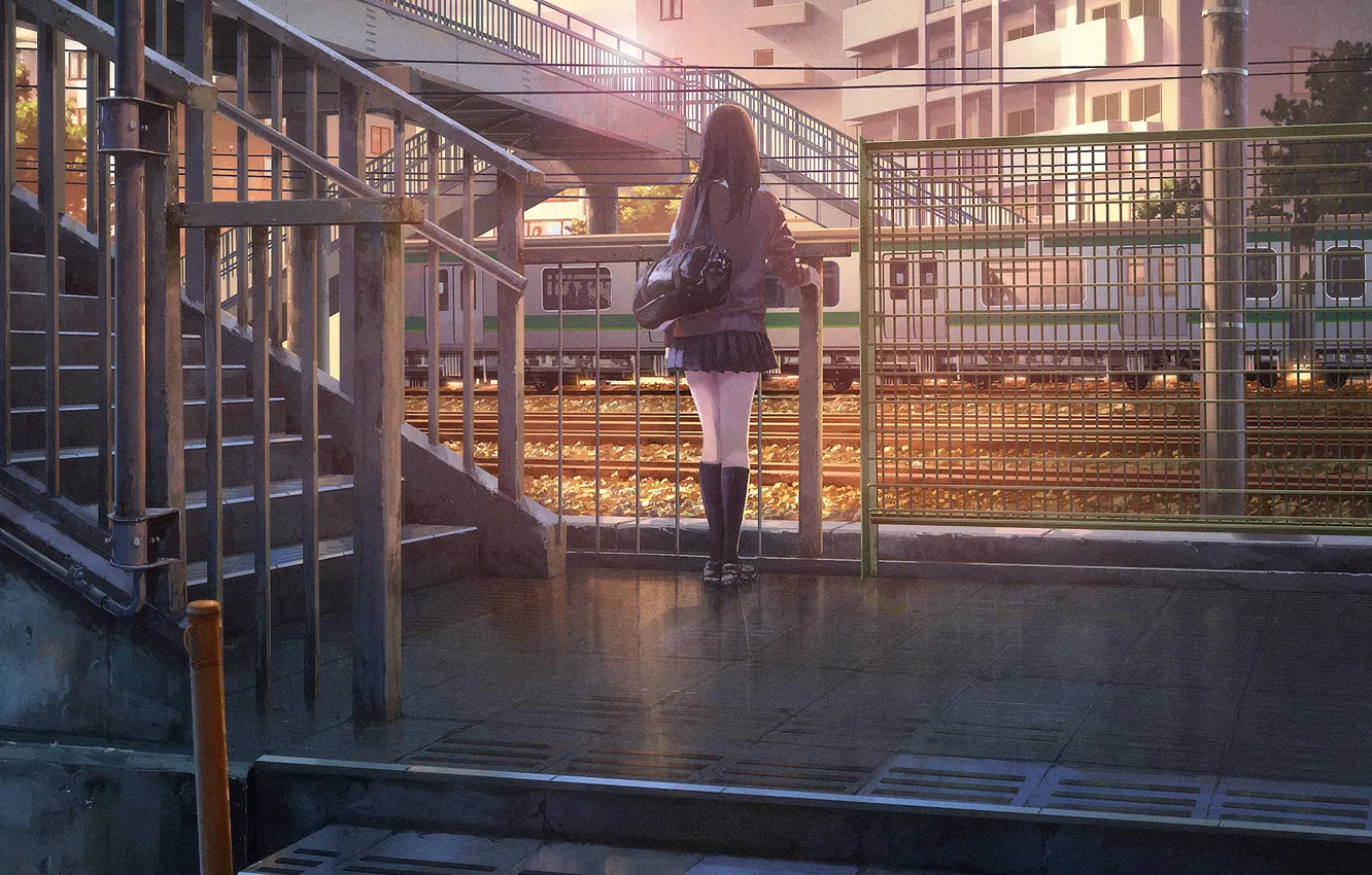 Фото обои девушка, мост, город, восход, забор, здания, поезд, юбка
