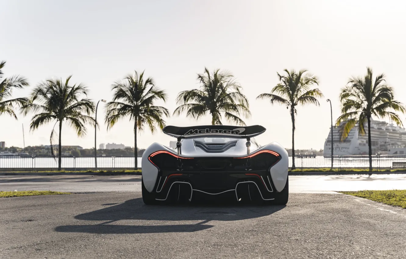 Фото обои McLaren, Rear view