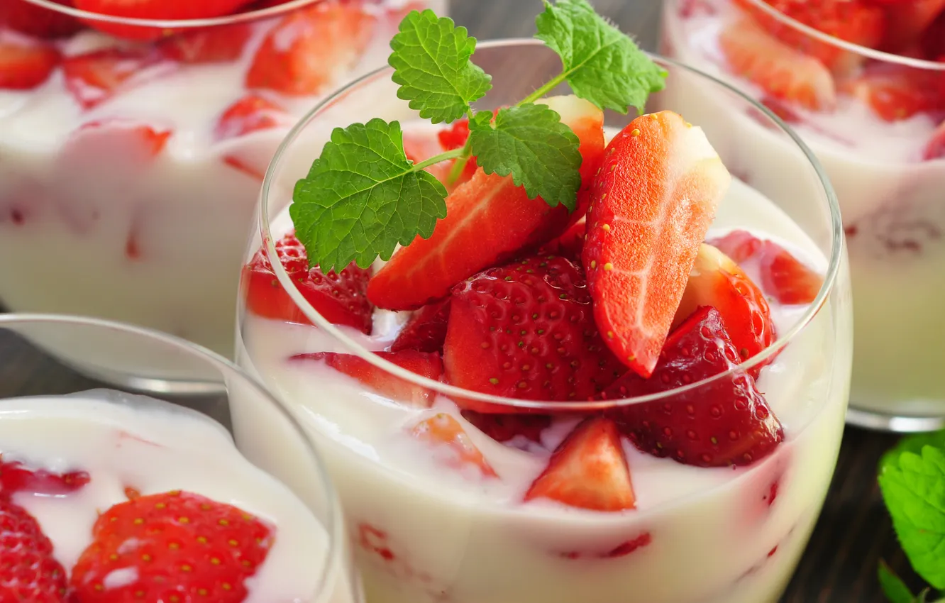 Фото обои ягоды, еда, клубника, десерт, сладкое, cream, dessert, strawberries